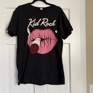 Kid Rock Mens Large Black Graphic Tee with Pink Lip Design and 2015 Concerts